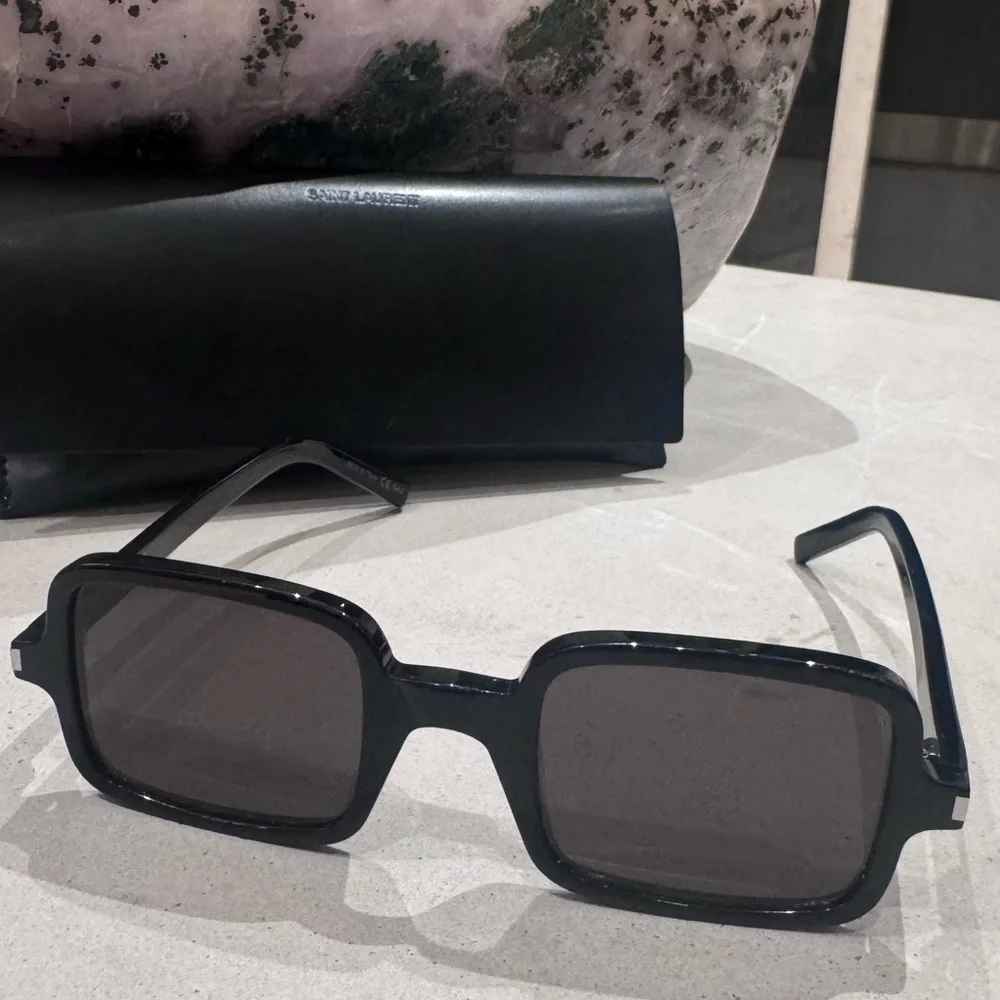 Saint Laurent Glossy Black Sunglasses with Case‎ - Picture 5 of 5